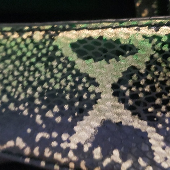 apc Black & Gold Snakeskin Print Bag EUC - Picture 14 of 15